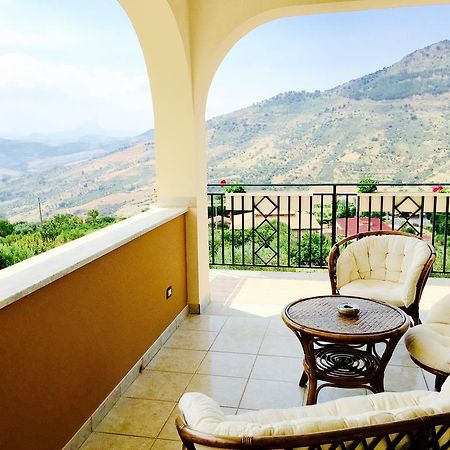 Villa Della Mimosa Alia Exteriér fotografie