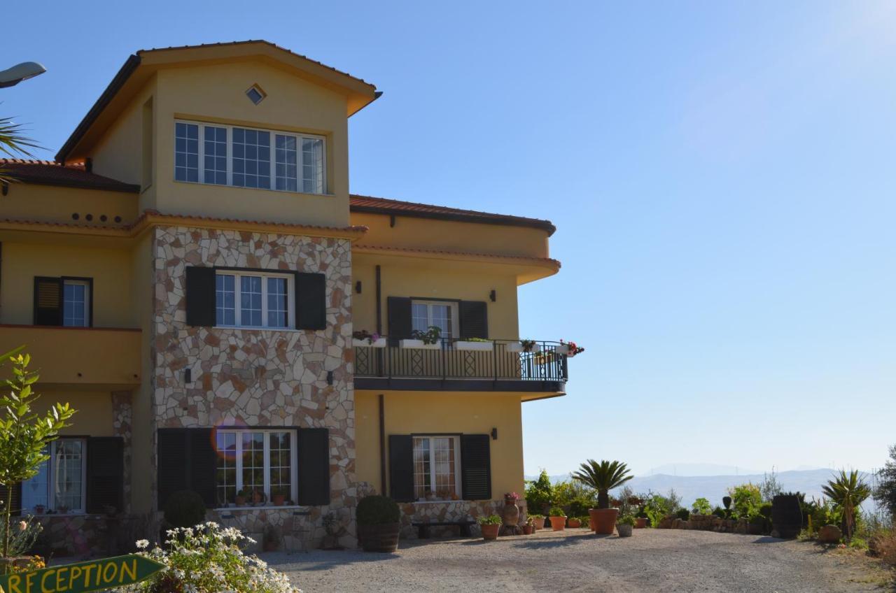 Villa Della Mimosa Alia Exteriér fotografie